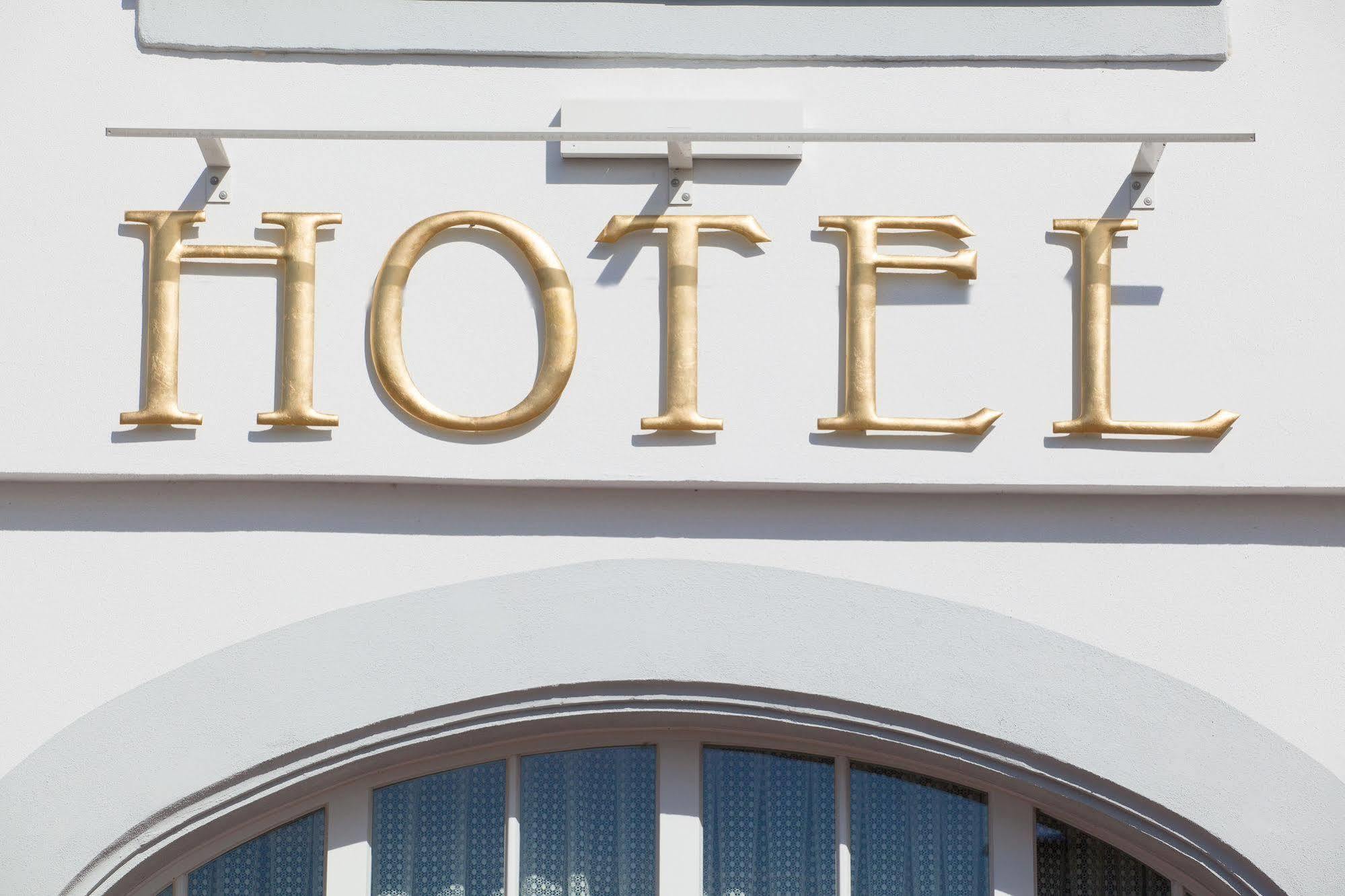 Hotel Goldenes Fass In Rothenburg Ob Der Tauber Bagian luar foto